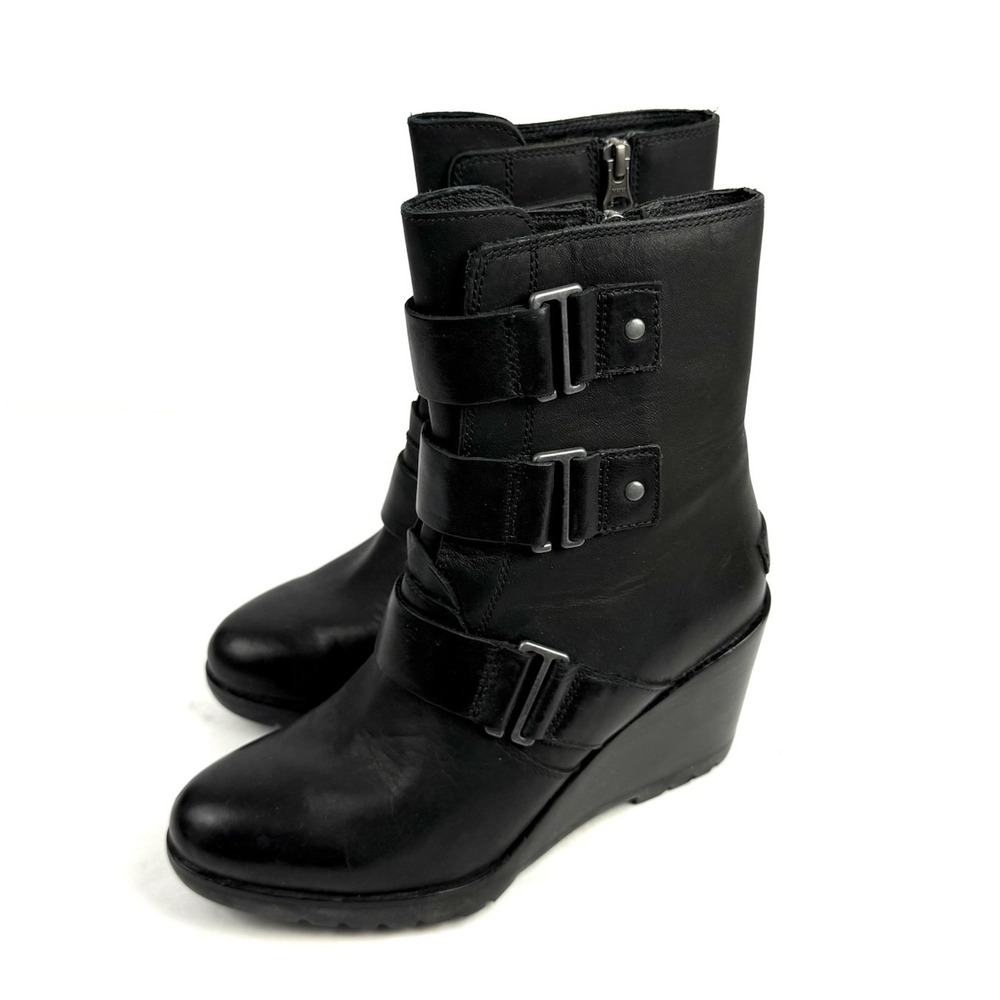 SOREL Black Leather Wedge Ankle Boots with Buckle Straps